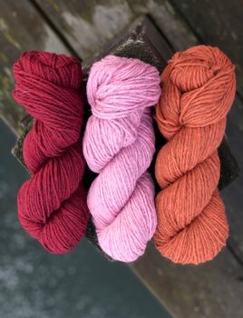 Järbo Svensk ull 4 tr - Blackcurrent Sherbet 100 g