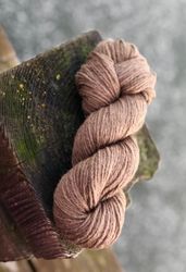Järbo Svensk ull 4 tr - Log House Brown 100 g
