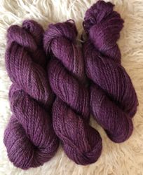 Milla Stenkyrka DK - Lavender (på grå) 100 g