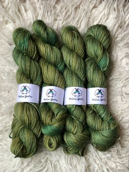Handfärgad Llama Silk - Herb Garden 50 g