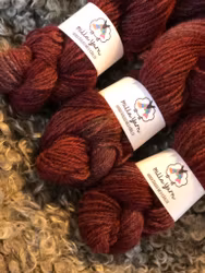 Milla Finull -  Bränt Tegel (på mellangrå)50 g