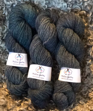 Milla Finull - Uti Östersjöns mörka djup (på mellangrå) 50 g