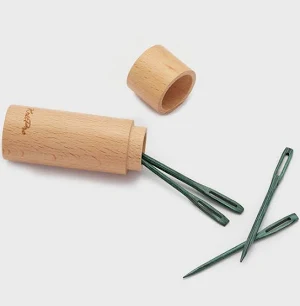 Mindful Darning Needles - 4 ullnålar i träask