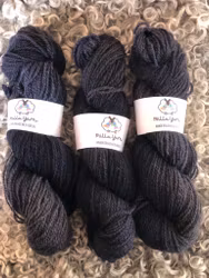 Milla Finull -  En kulen natt (på mellangrå) 50 g