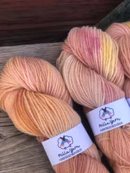 Milla Finull -  Dusty Roses (pale) 100 g
