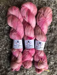 Milla Angel Lace -  Gammelrosa 100 g