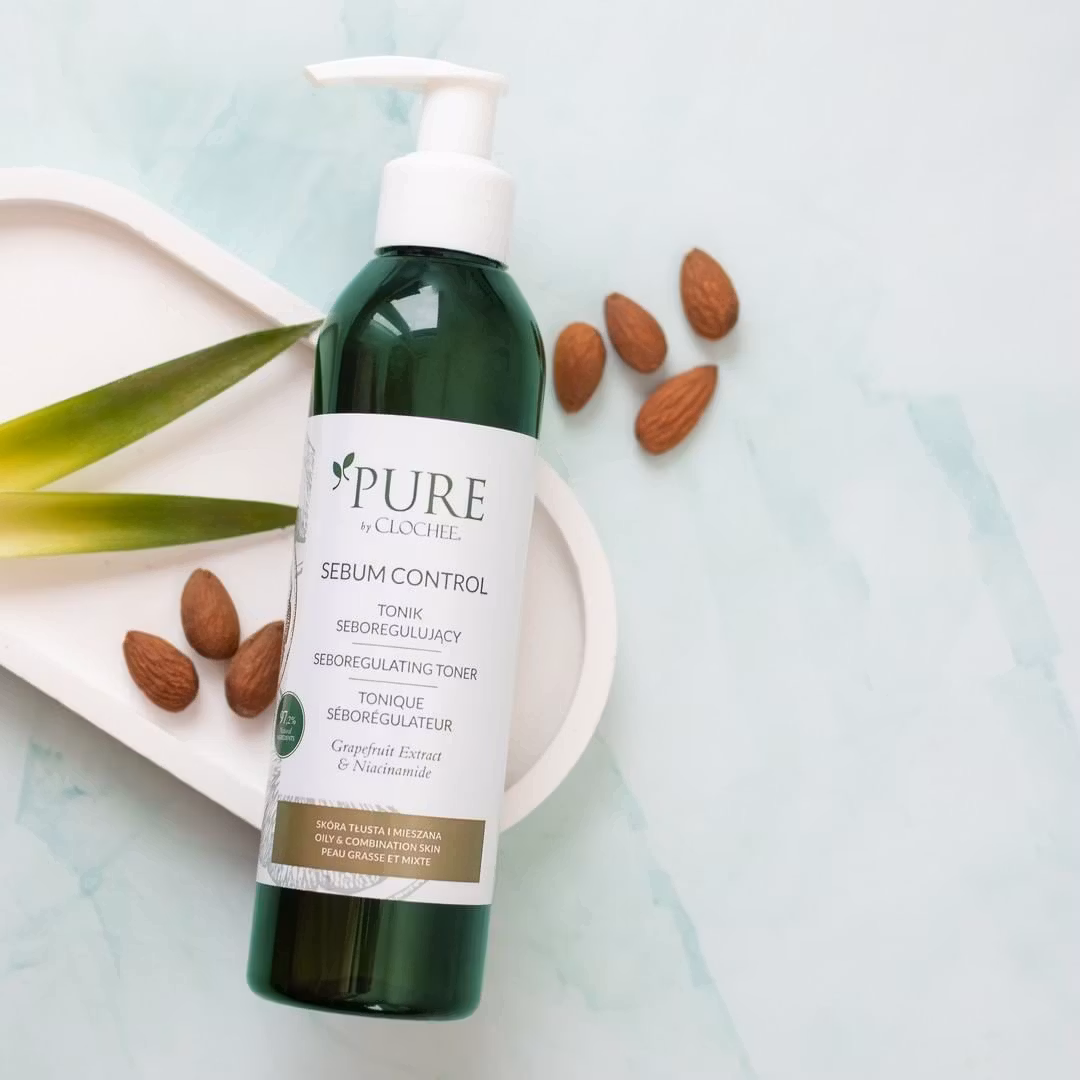 Clochee Pure SEBUM CONTROL Seboregulating toner
