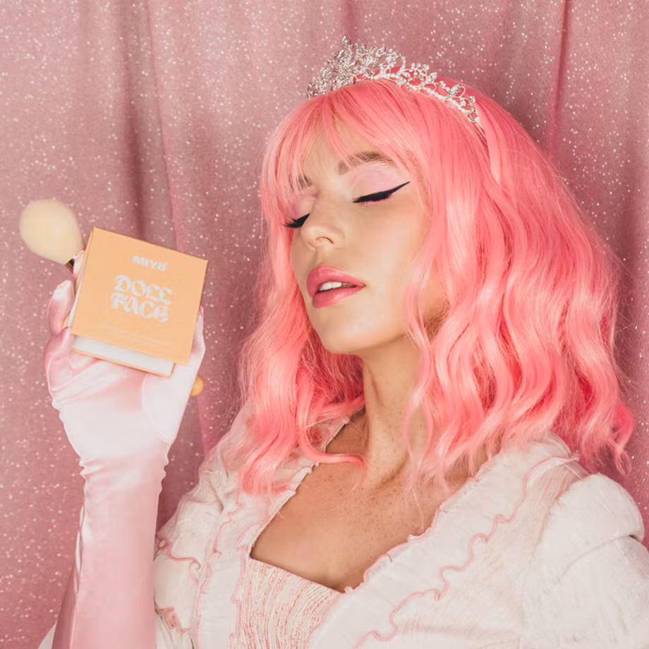Miyo Doll Face Compact Powder