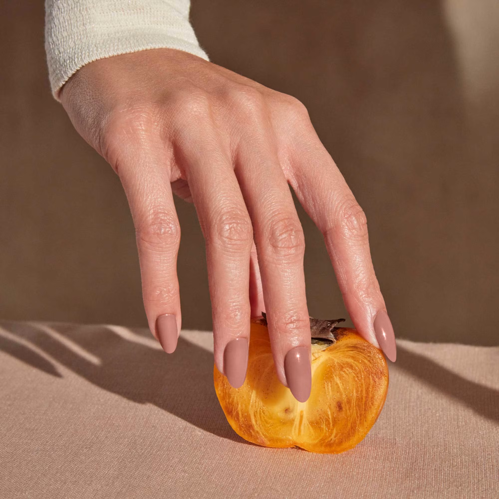 CND Fuji Love #361 VINYLUX, 15 ml