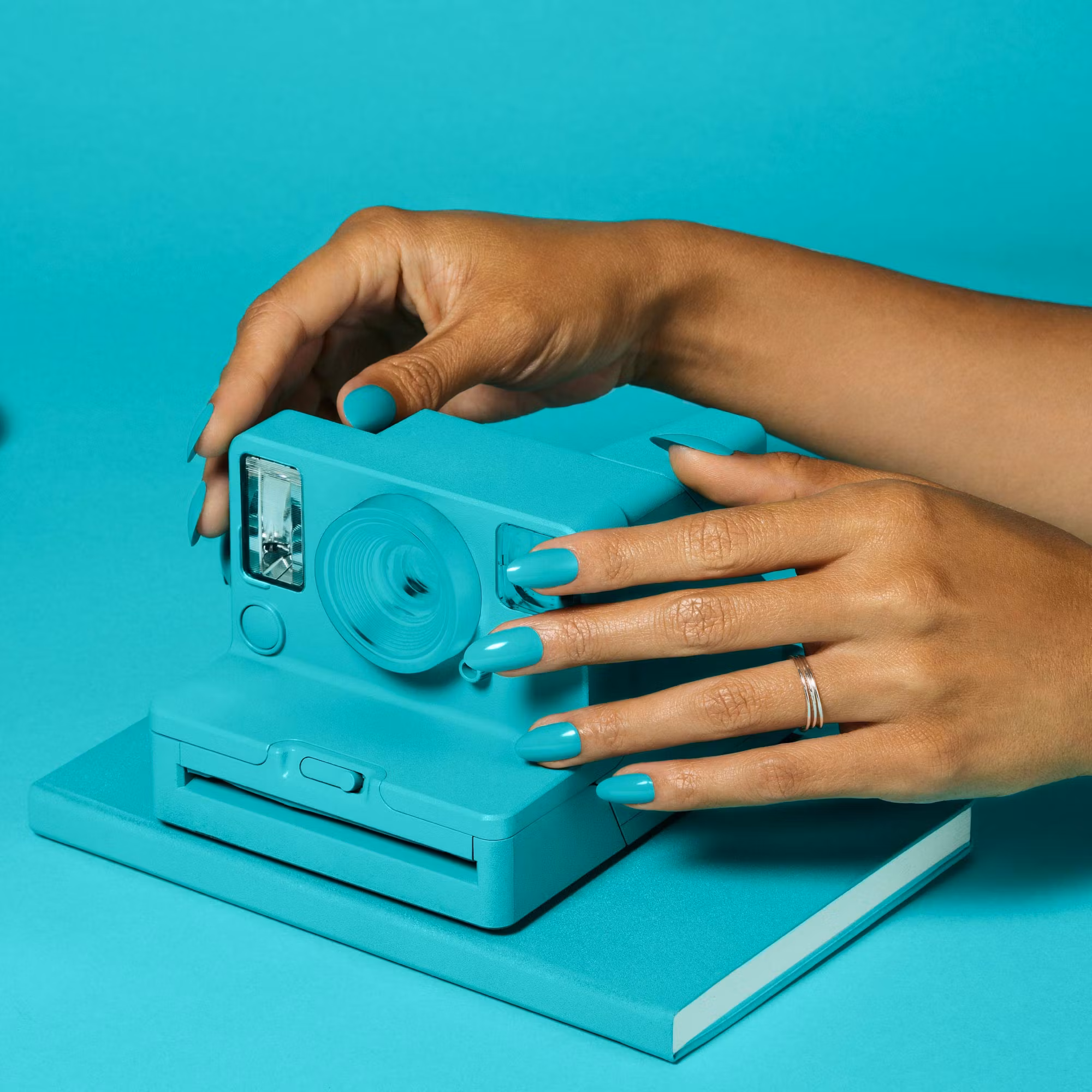 CND Oceanside VINYLUX, 15 ml   Neglelakk