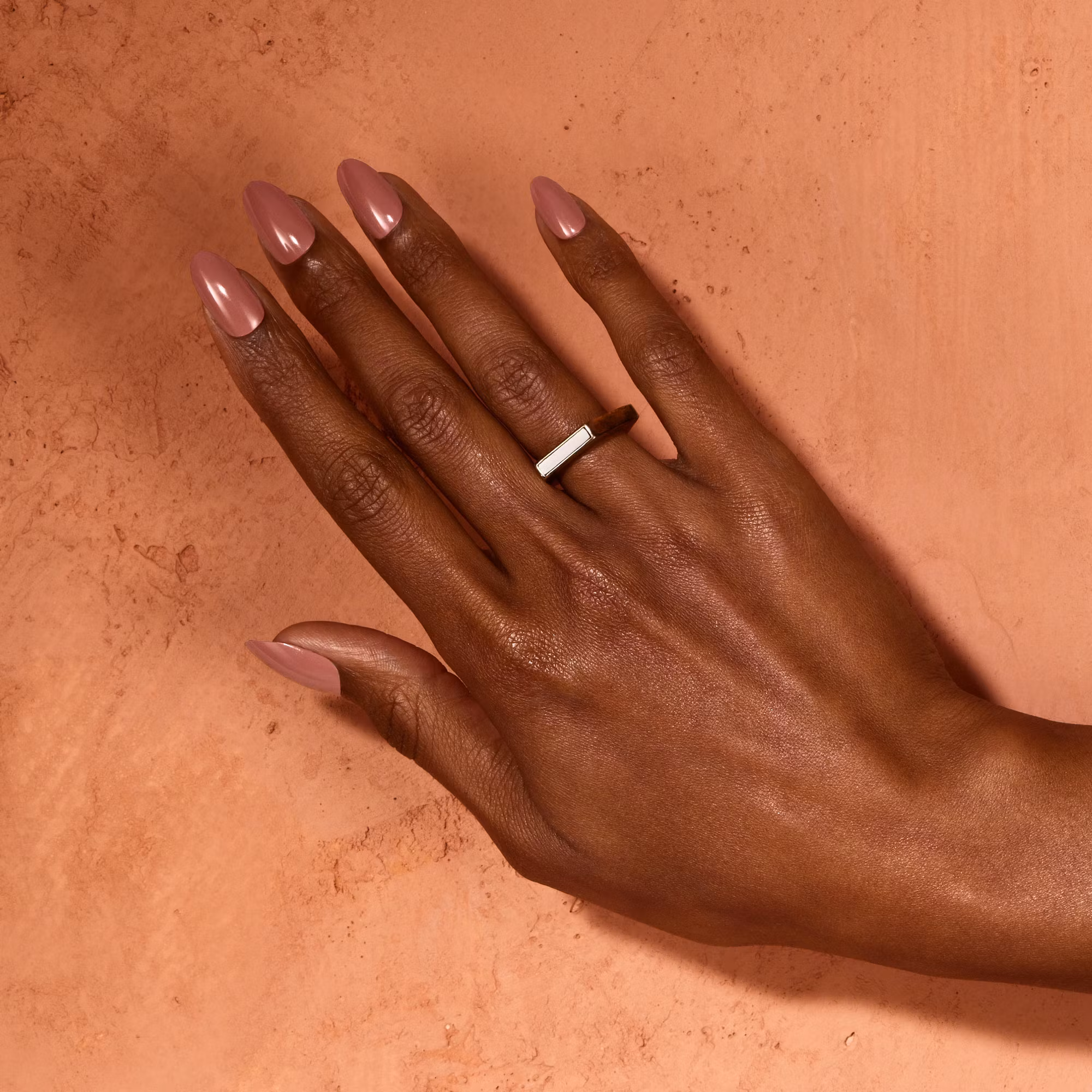CND Terracotta Dreams VINYLUX, 15 ml   #404