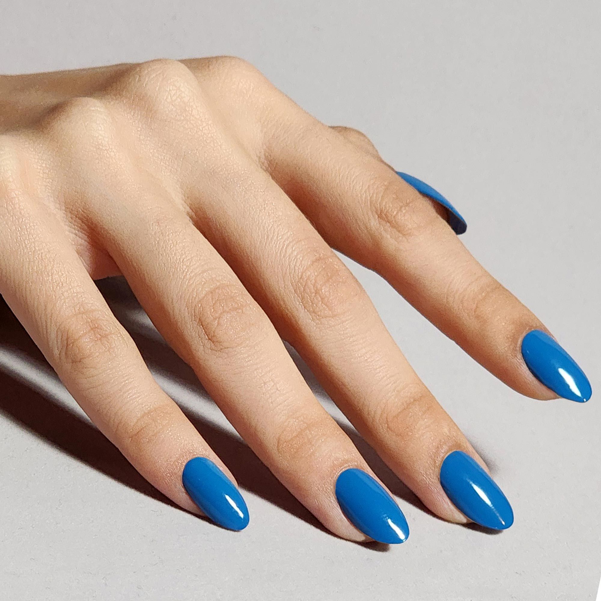 CND What’s Old is Blu Agn #451 VINYLUX, 15 ml