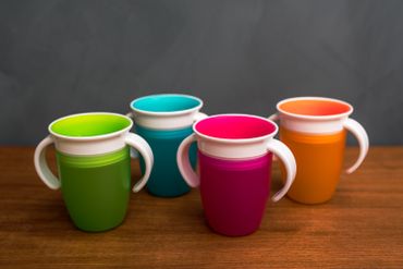 Spillfri 360-Mugg i 4 färger