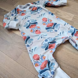 Ekologisk heldress i folklore-stil