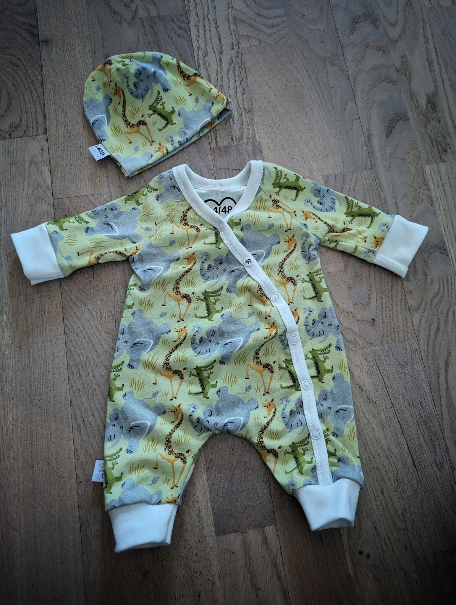 Prematurkläder i storlek 44