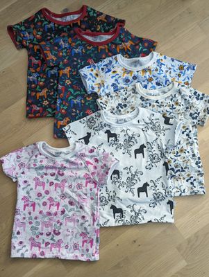 Ekologisk T-shirt/Tröja med Dalahästar