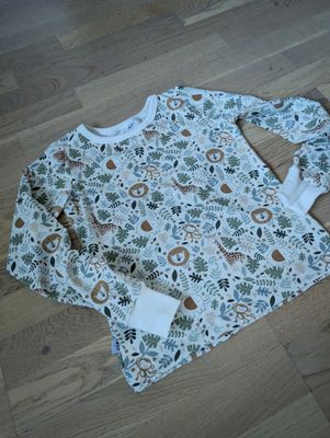 Ekologisk T-shirt/Tröja med safari