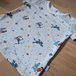 Ekologisk T-shirt/Tröja med Pippi på kalas