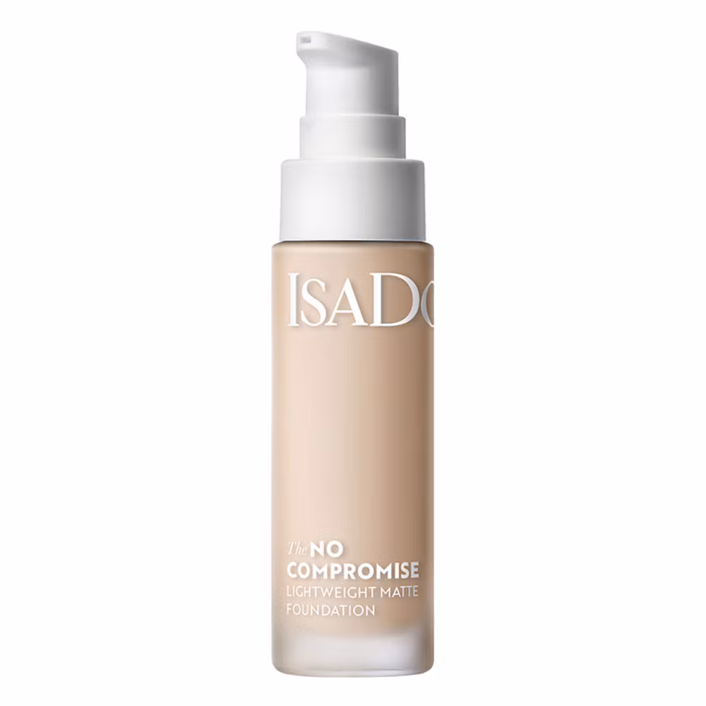 No Compromise Lightweight Matte Foundation