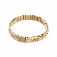 Armband med stenar