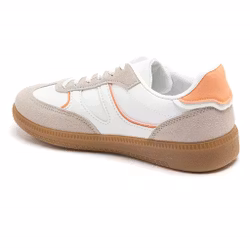 Ladies shoes