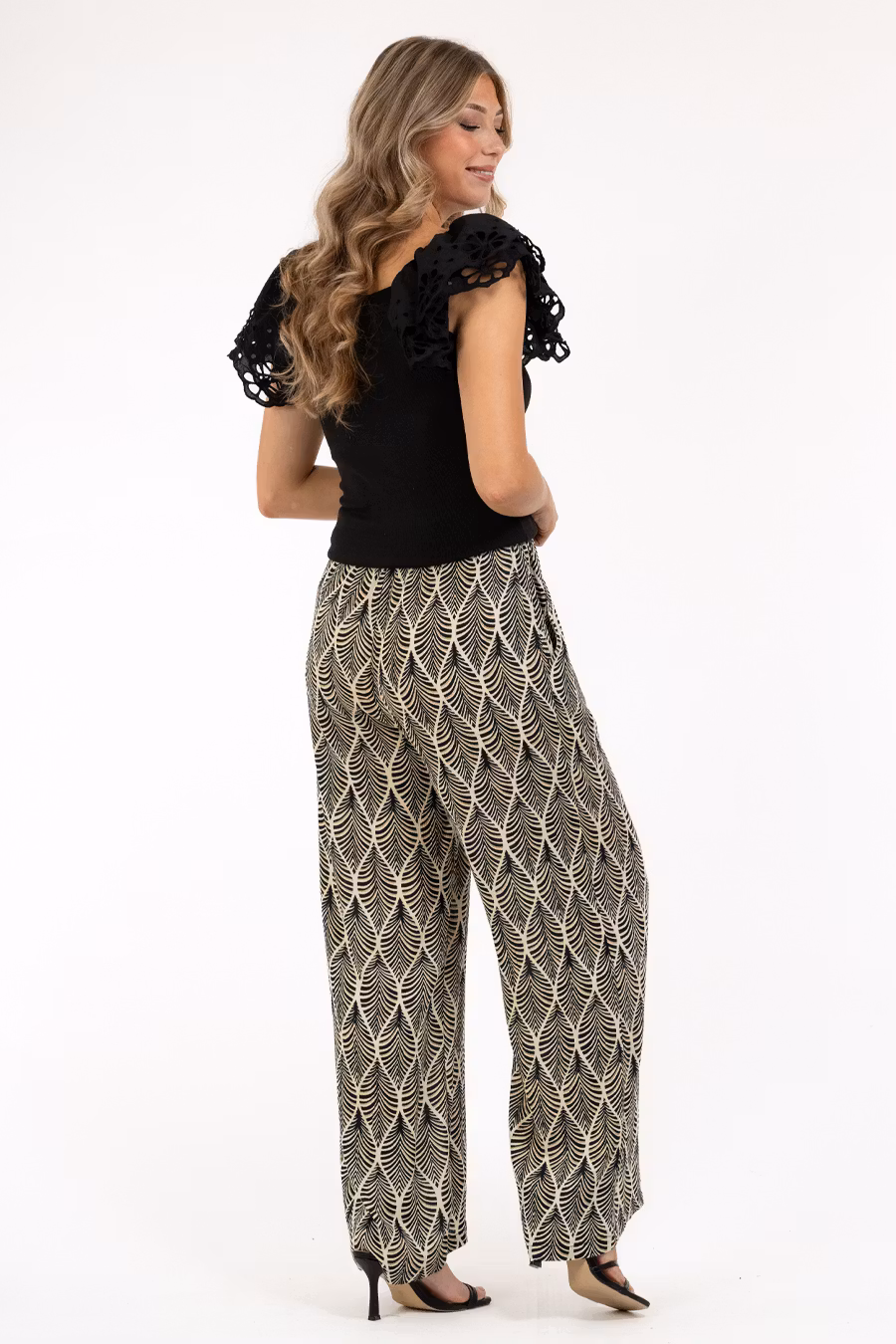 Lotus pants