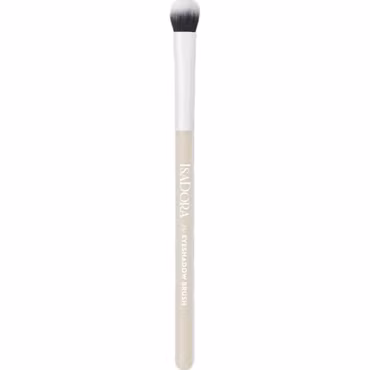 The eyeshadow brush