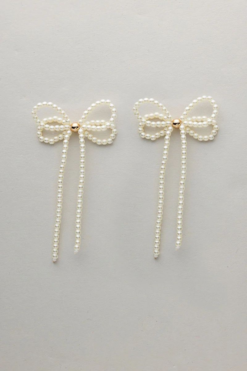 Pearl bow earrings