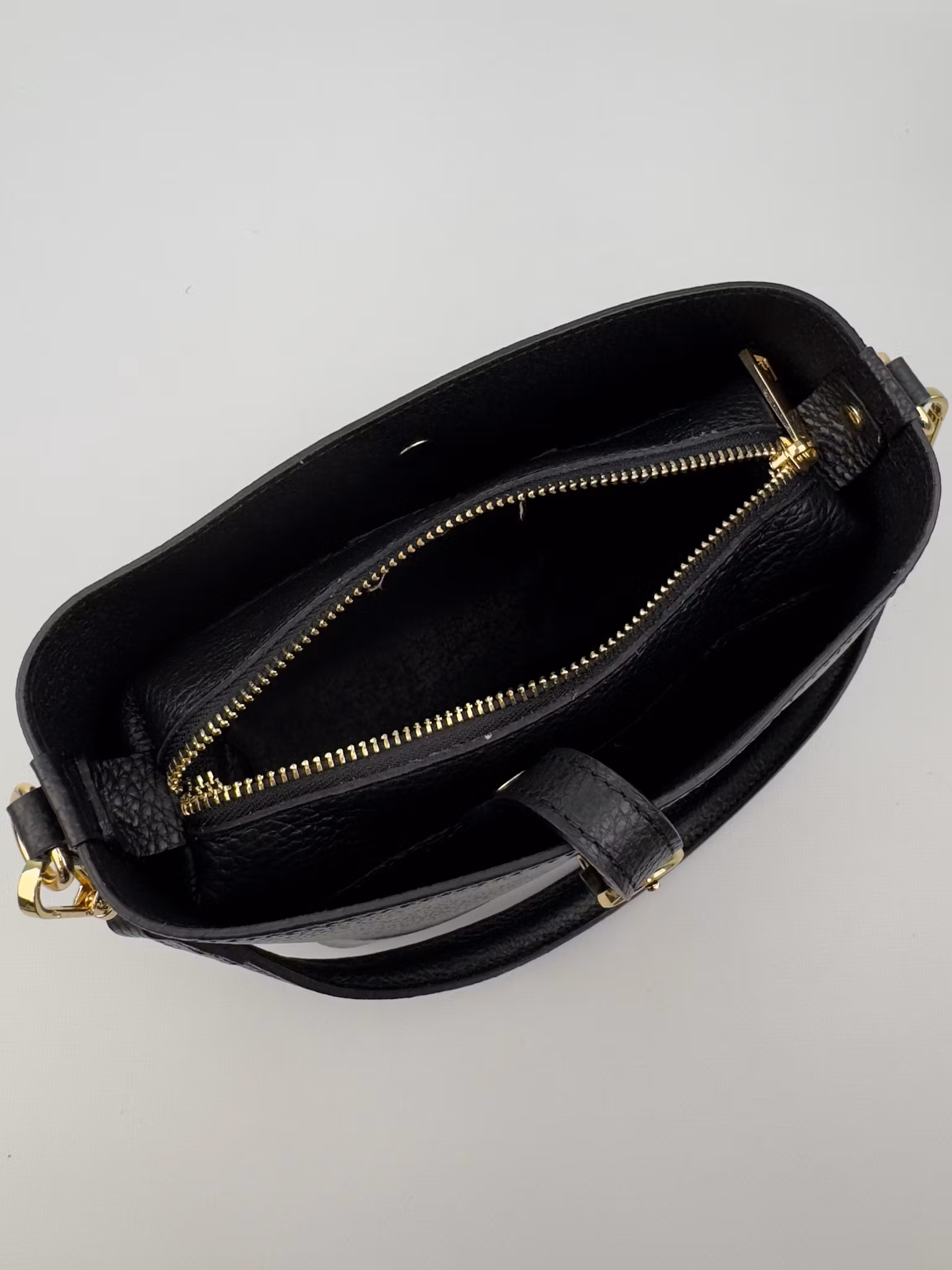 Elna leather handbag