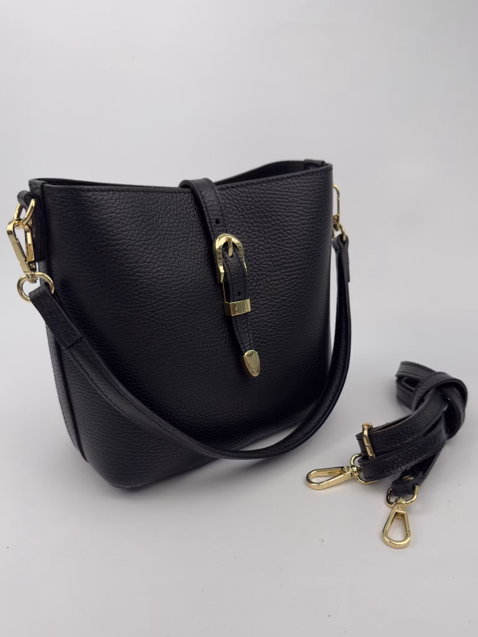 Elna leather handbag