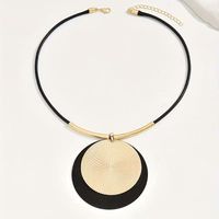 Halsband stort spänne