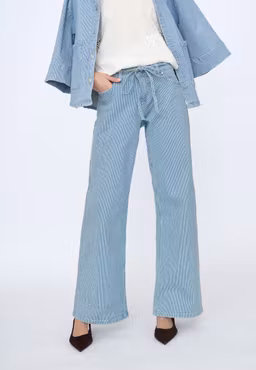 Onea belt jeans