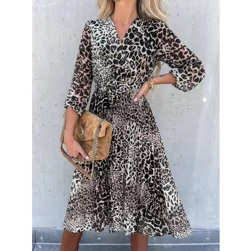 Leopardmönstrad långklänning