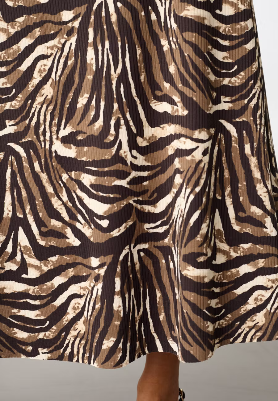 Vya Skirt