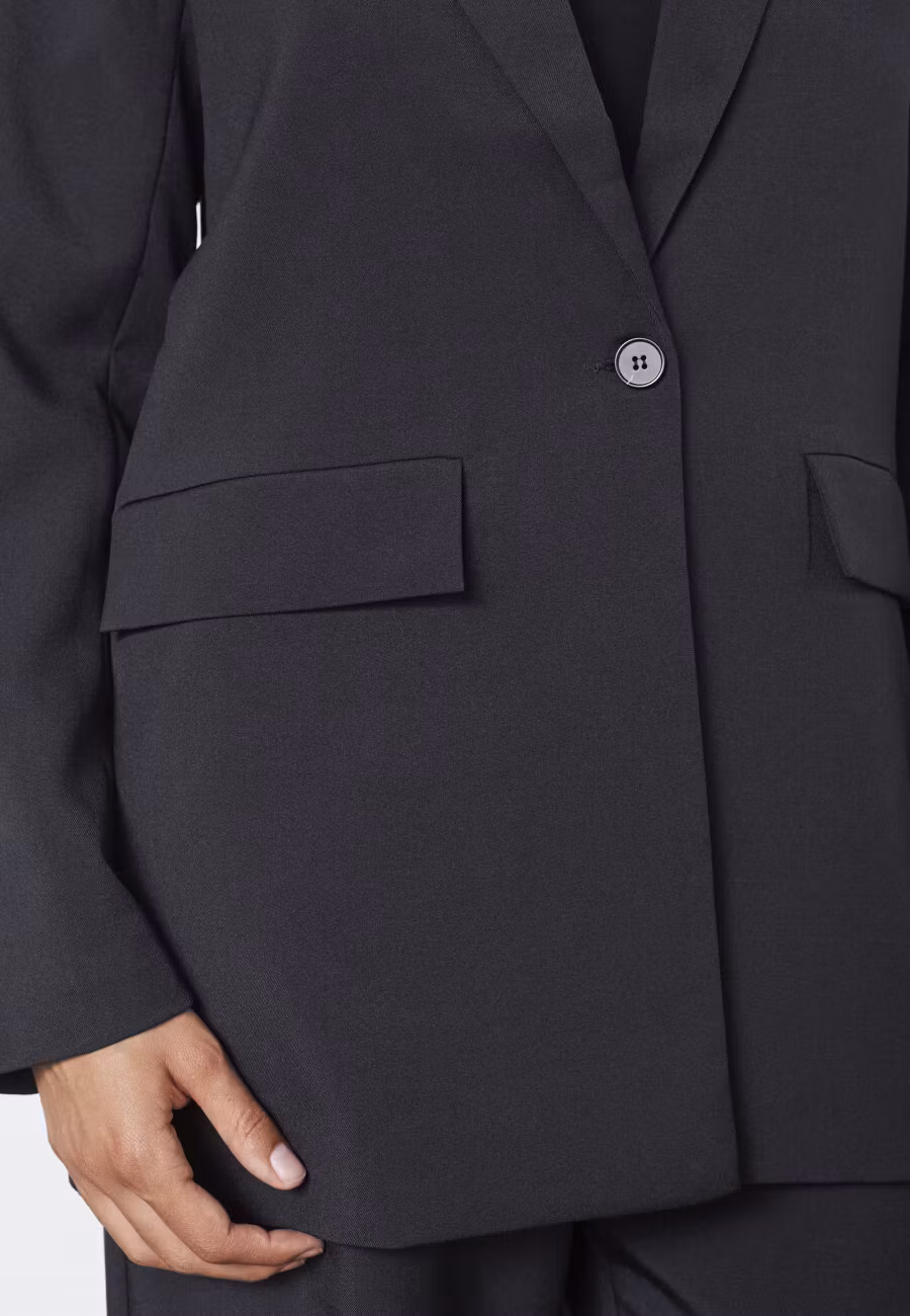 Viksa Blazer