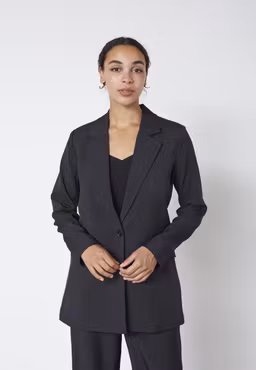 Viksa Blazer