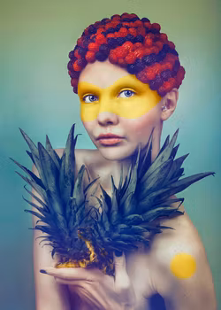 Bär upp annan ananas