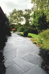 Offerdal Natur Mark: Oregelbunden Stor x 20-40 mm