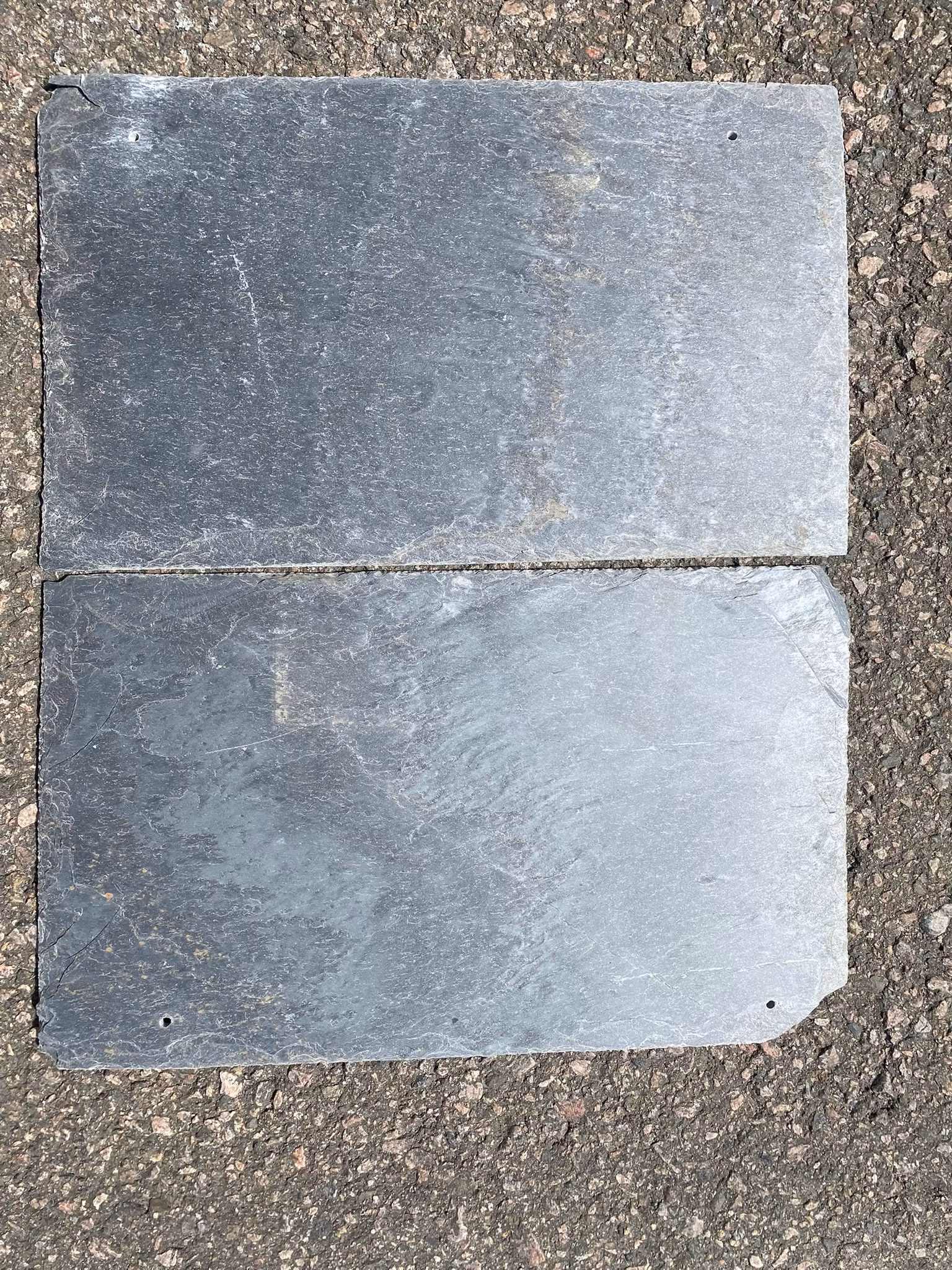 Restparti: Castillo 500 x 300 (delvis hålad)