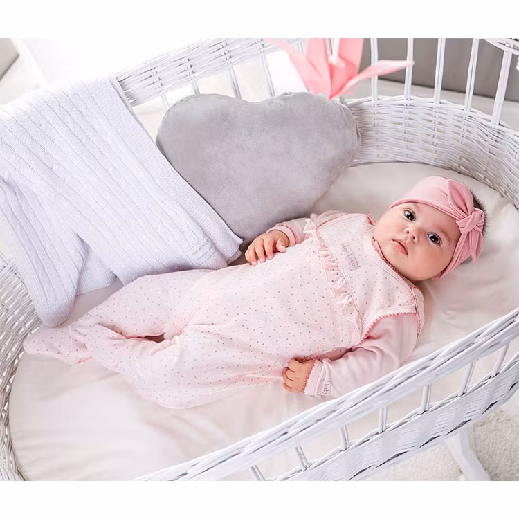 Bebis med rosa ärmlös premium sparkdräkt med volang och virkad kant - Pink Sky