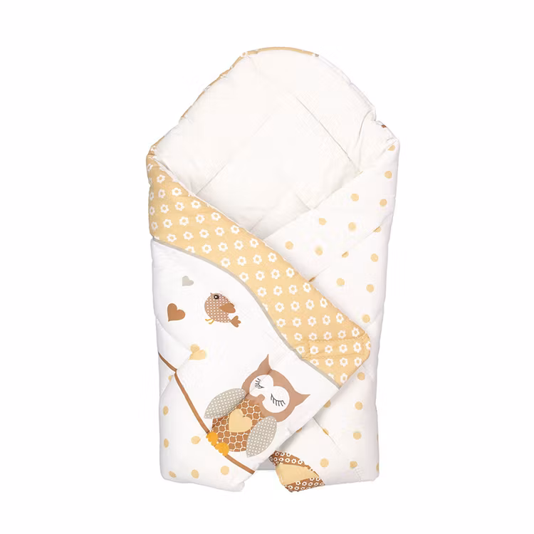 Babykuvert med sovande uggla från kollektionen Ugglan.