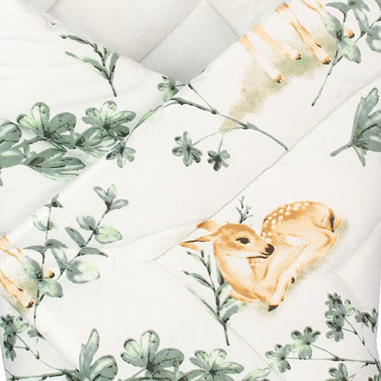 Mönster av babykuvert med söta hjortar från kollektionen Deer