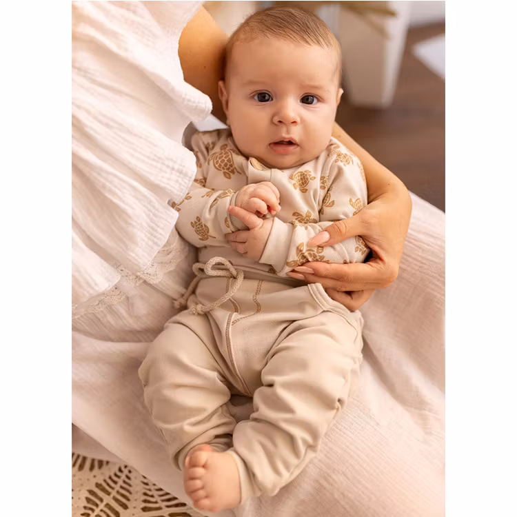 Bebis med beige Byxa  -  Easy Life
