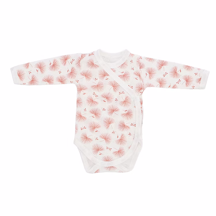 Body med rosa maskrosor