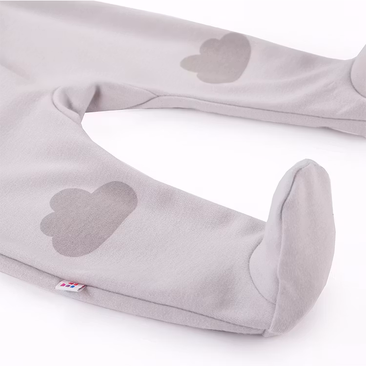 Hela fötter på grå babybyxa - Mellow