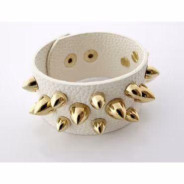 Armband med nitar vitt