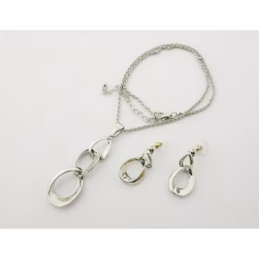 Vackert Set halsband med Örhängen