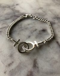 Sisterhood - handtillverkat silverarmband med kvinnosymboler