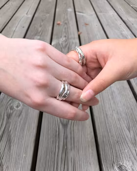 Molten small - handgjord ring av återvunnet silver