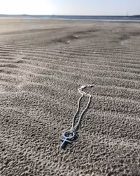 Venus 3.0 - halsband i återvunnet silver med kvinnosymbol
